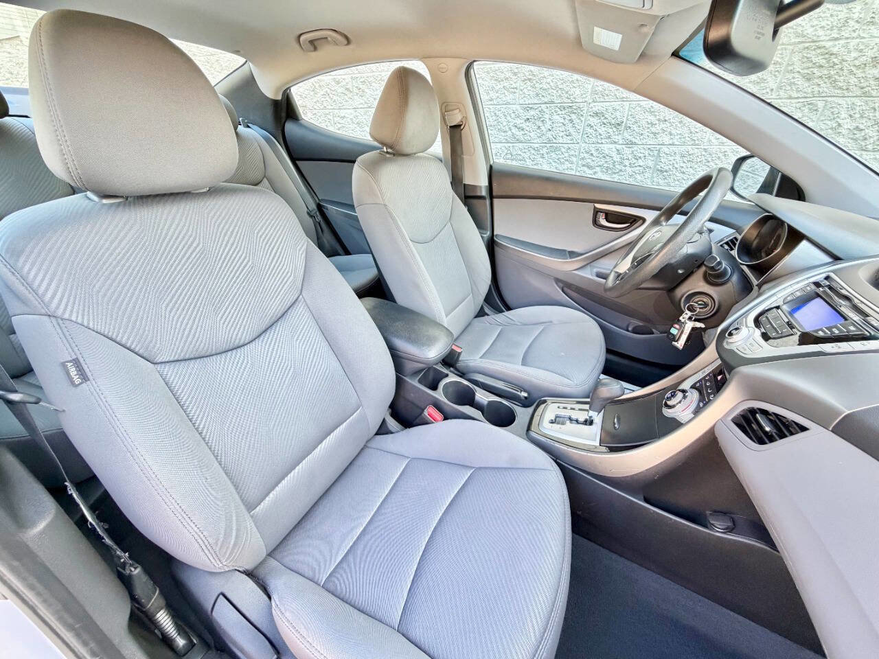 Used 2012 Hyundai Elantra GLS image 37