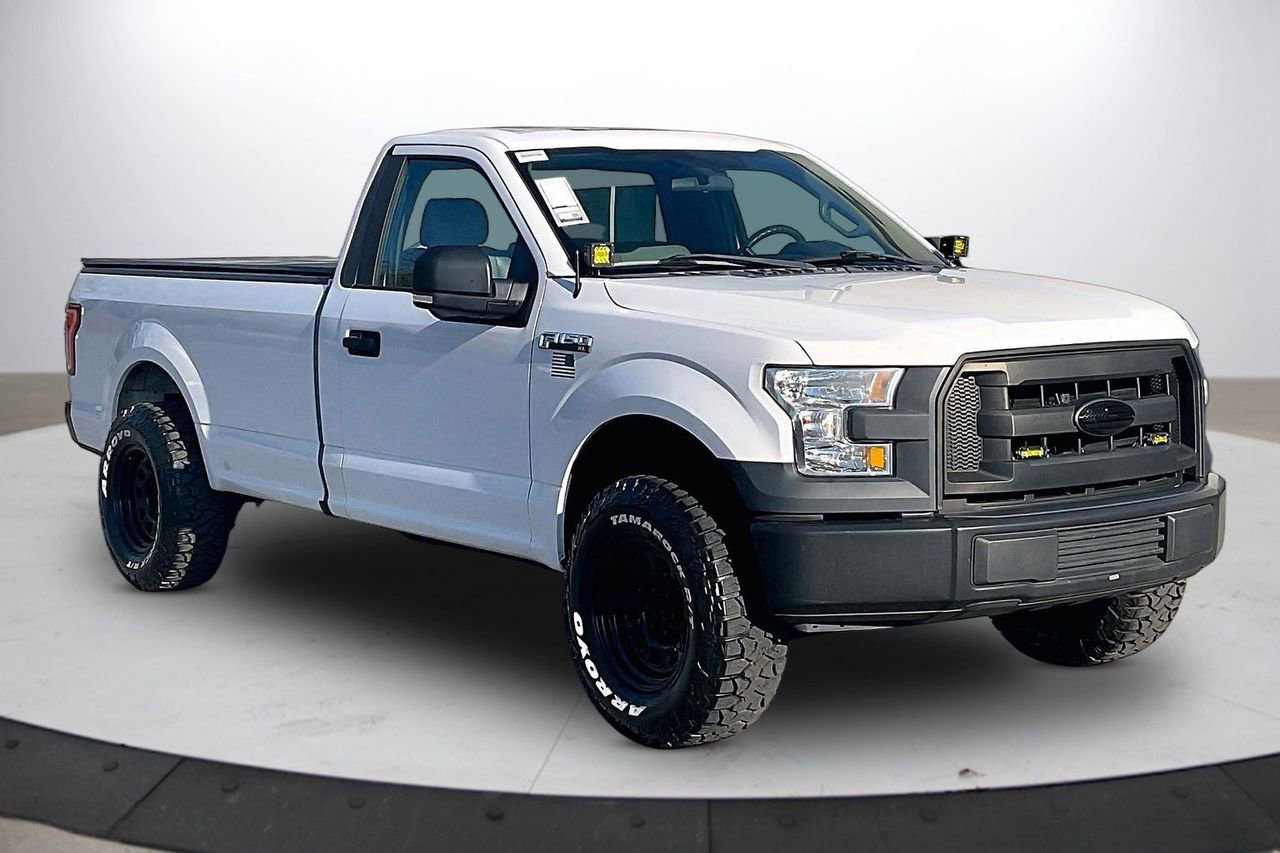 Used 2017 Ford F150 XL w/ Equipment Group 101A Mid image 2