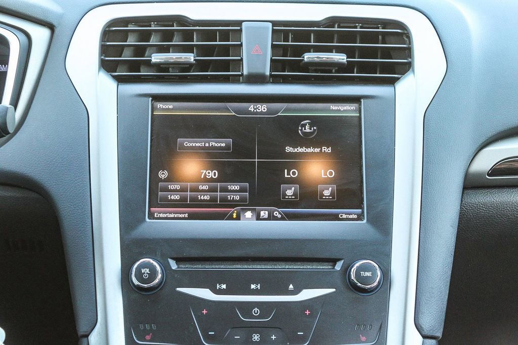Used 2014 Ford Fusion Energi SE image 18