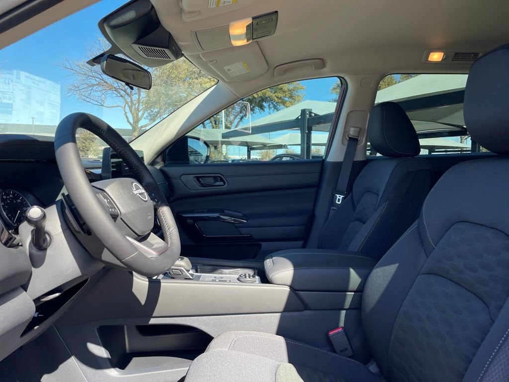 New 2026 Nissan Pathfinder SV w/ Cargo Package AWD/4WD image 29