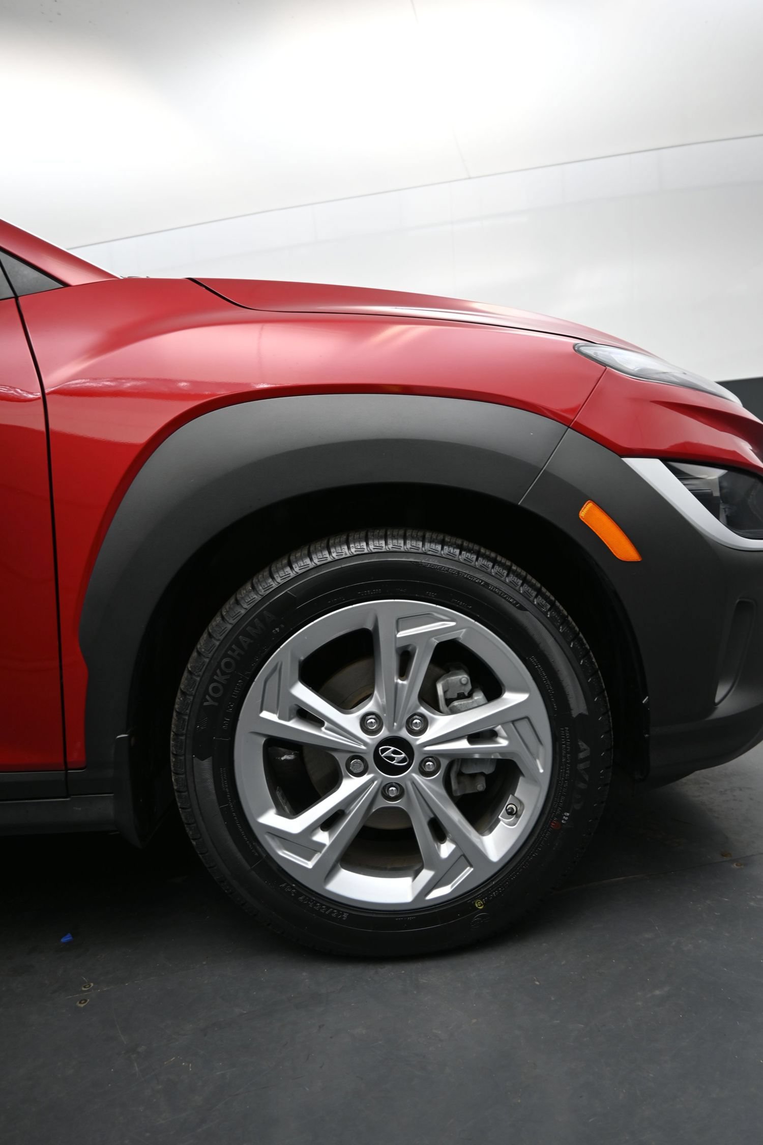 Used 2022 Hyundai Kona SEL w/ Cargo Package FWD image 9