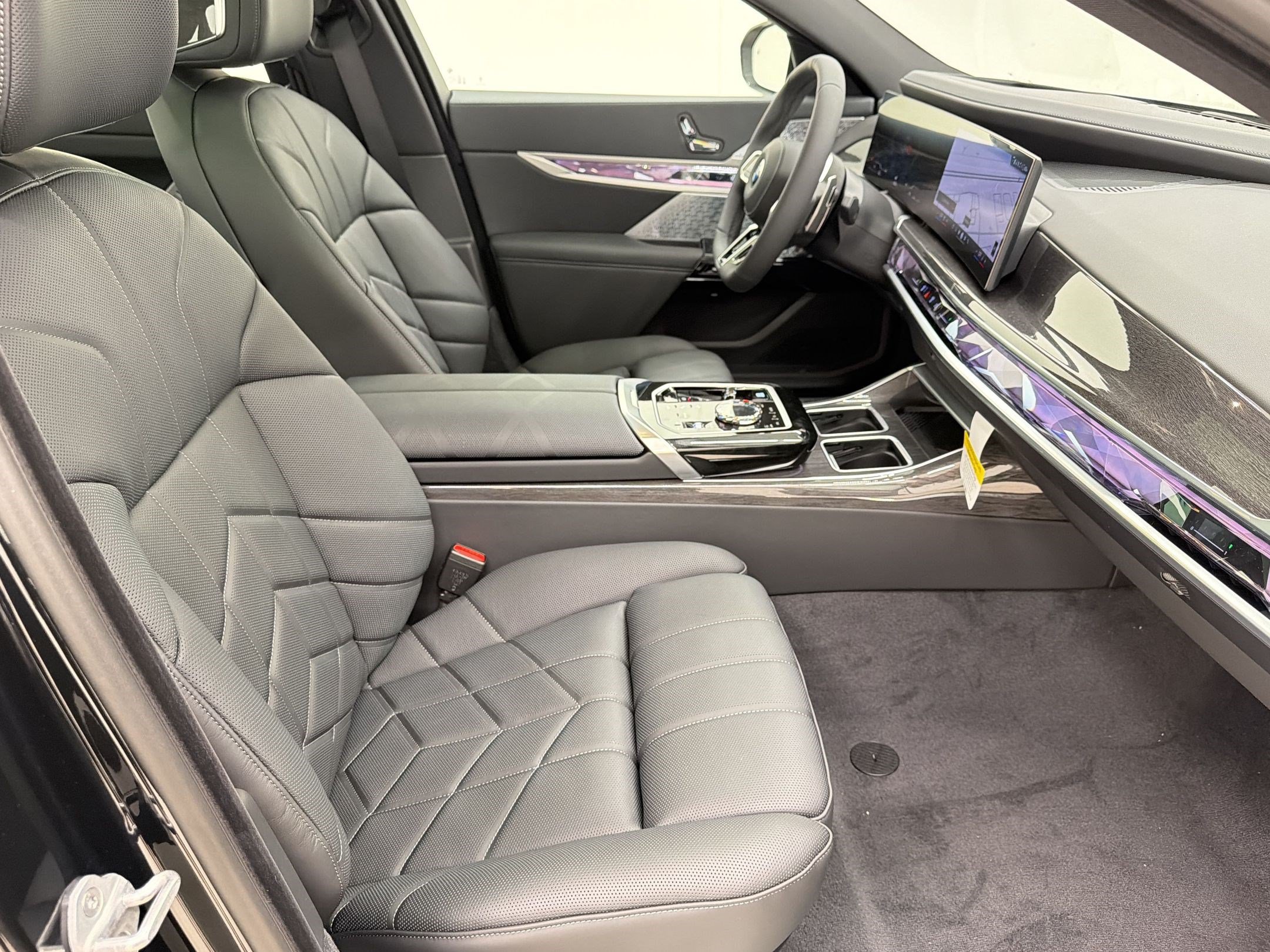 New 2026 BMW 760i xDrive AWD/4WD image 25