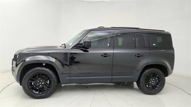 Used 2024 Land Rover Defender 110 S image 3
