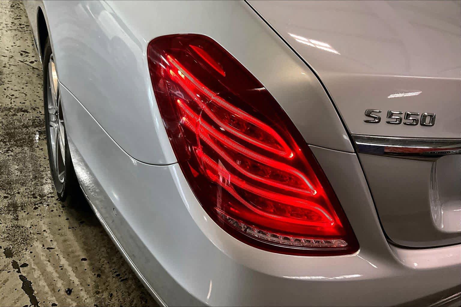 Used 2016 Mercedes-Benz S 550 4MATIC Sedan image 28