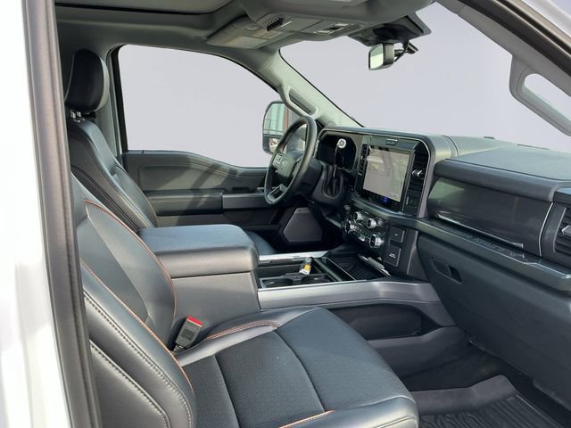 Certified 2025 Ford F350 Lariat w/ FX4 Off-Road Package image 15