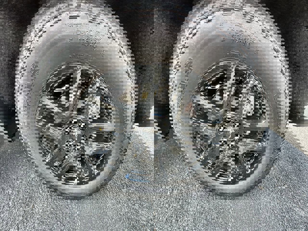 New 2025 Chevrolet Silverado 1500 RST image 33