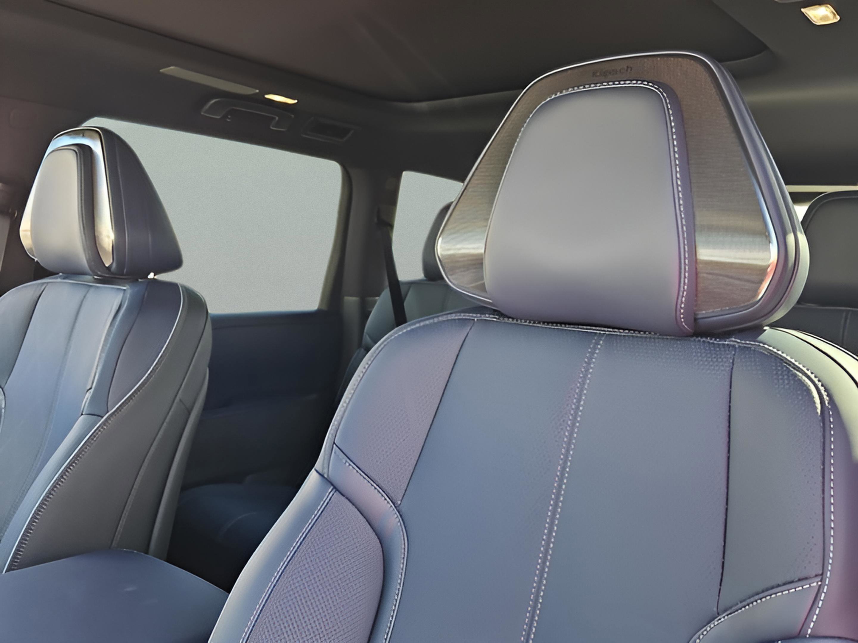 New 2026 INFINITI QX80 4WD w/ Sport Exterior Package image 15