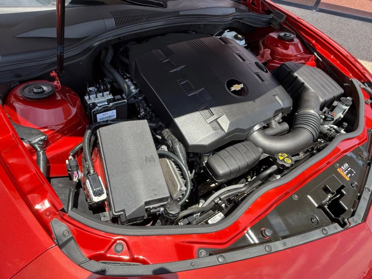 Used 2015 Chevrolet Camaro LS image 25