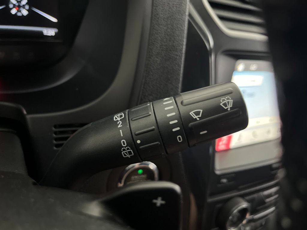 Used 2017 Ford Explorer XLT w/ Equipment Group 202A AWD/4WD image 61