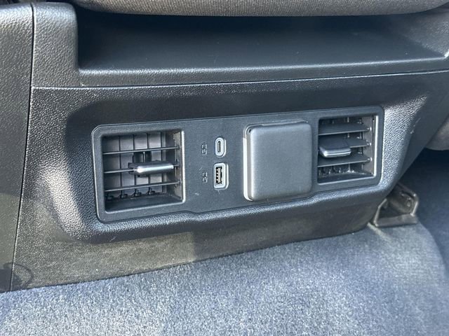 Used 2025 Chevrolet Silverado 3500 LT w/ Convenience Package image 20