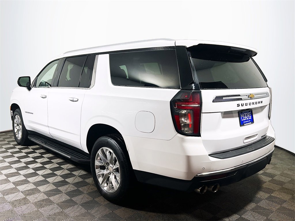 Used 2023 Chevrolet Suburban Premier image 6