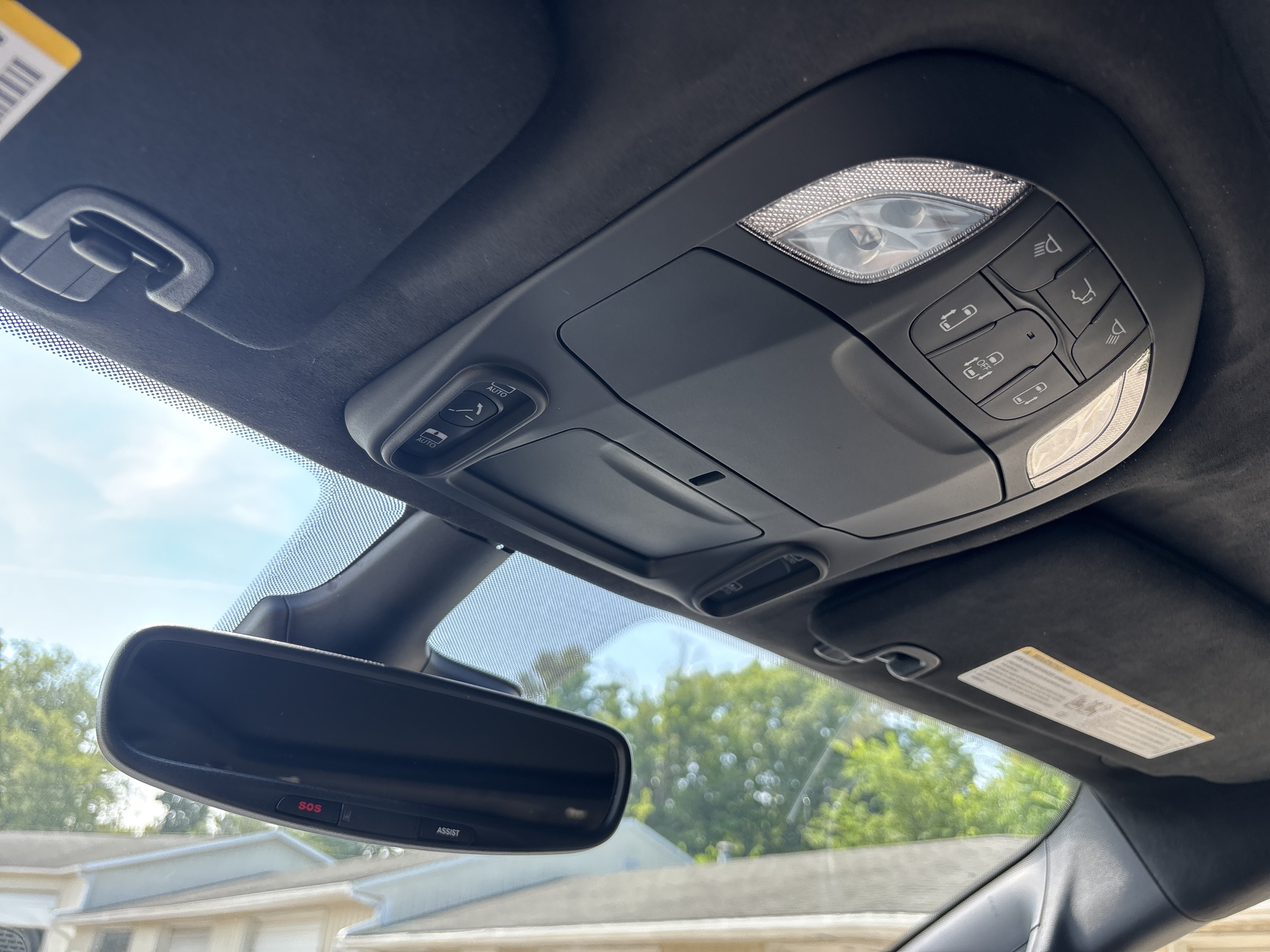 New 2027 Chrysler Pacifica Pinnacle FWD image 30