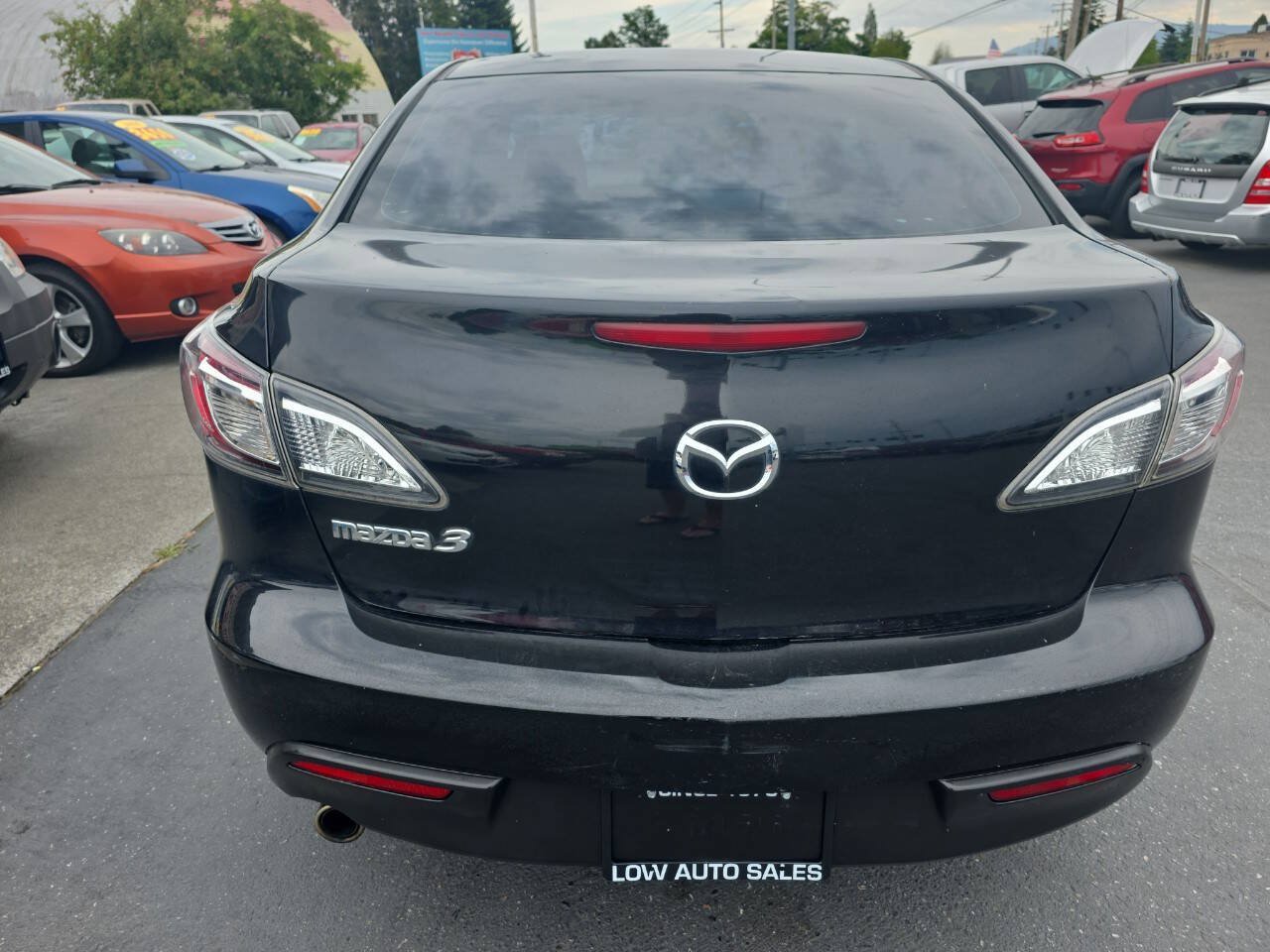 Used 2011 MAZDA MAZDA3 i Touring FWD image 4