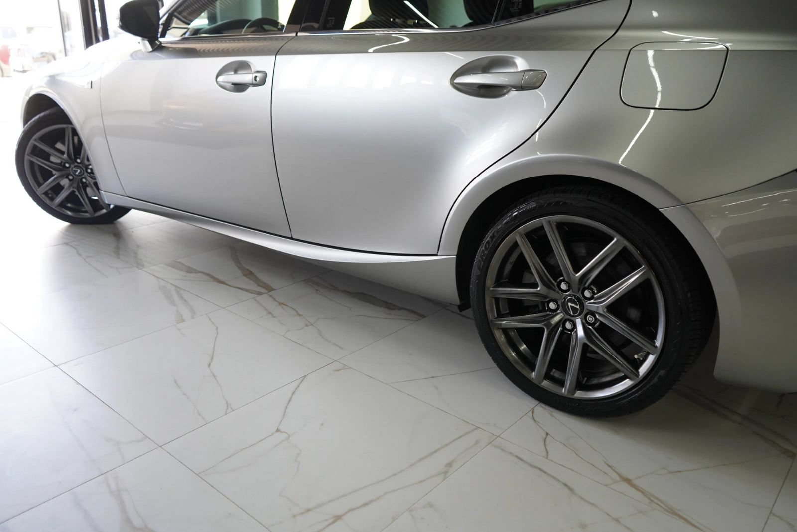 Used 2017 Lexus IS 350 F Sport RWD image 4