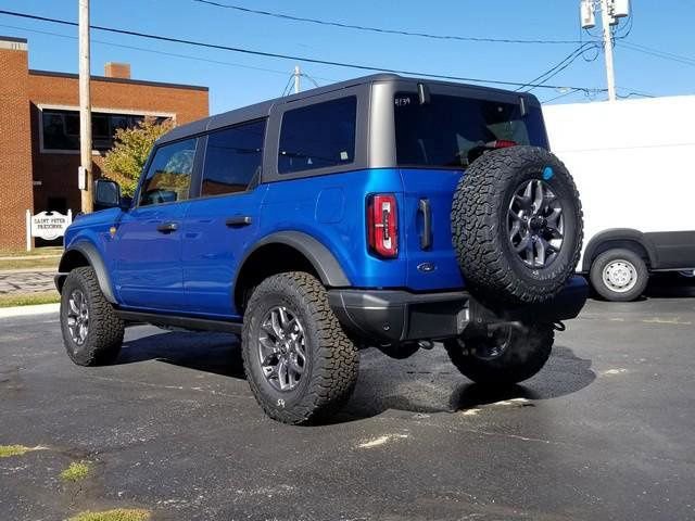 New 2025 Ford Bronco Badlands video 2