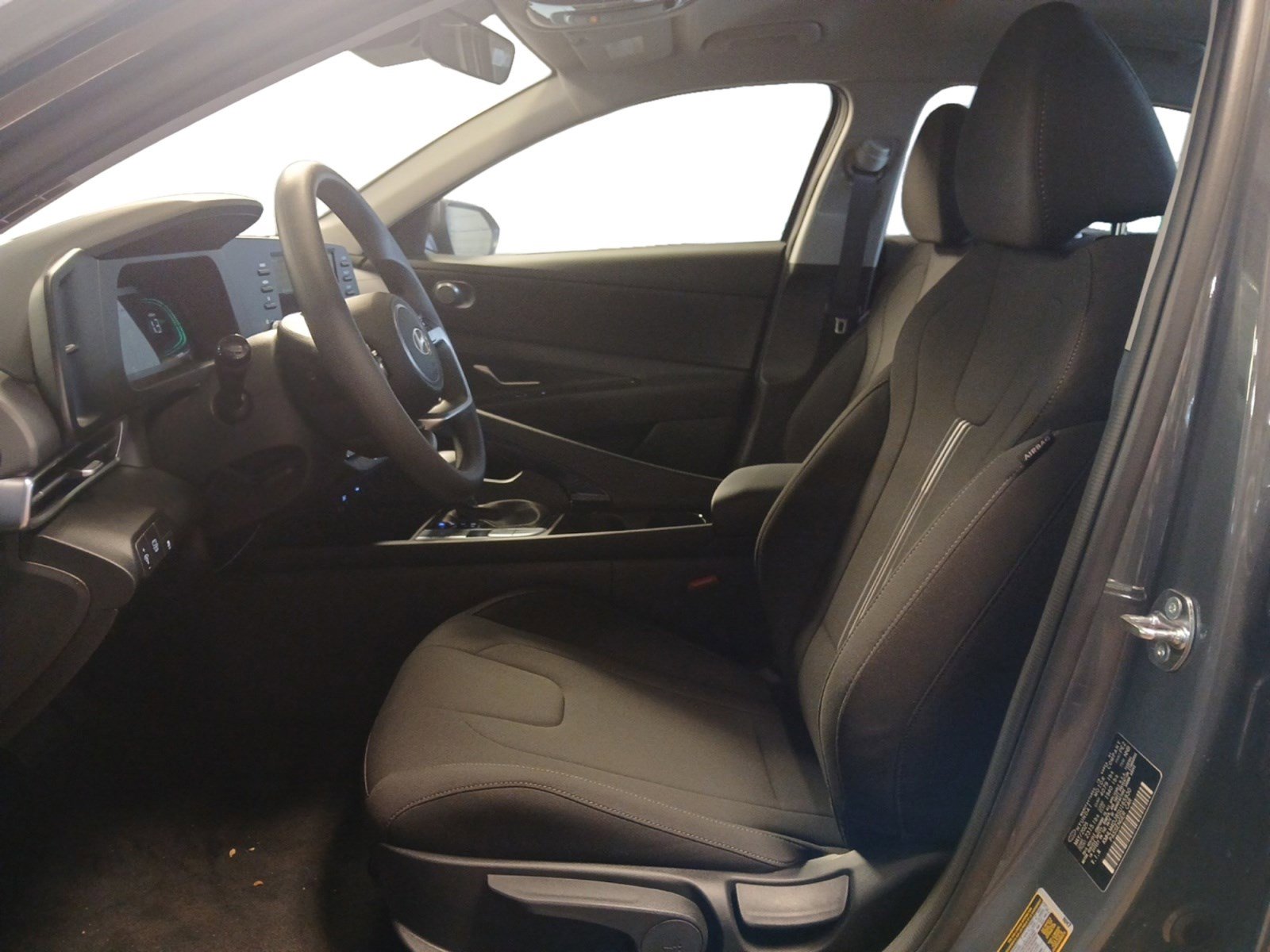 New 2025 Hyundai Elantra Blue image 9