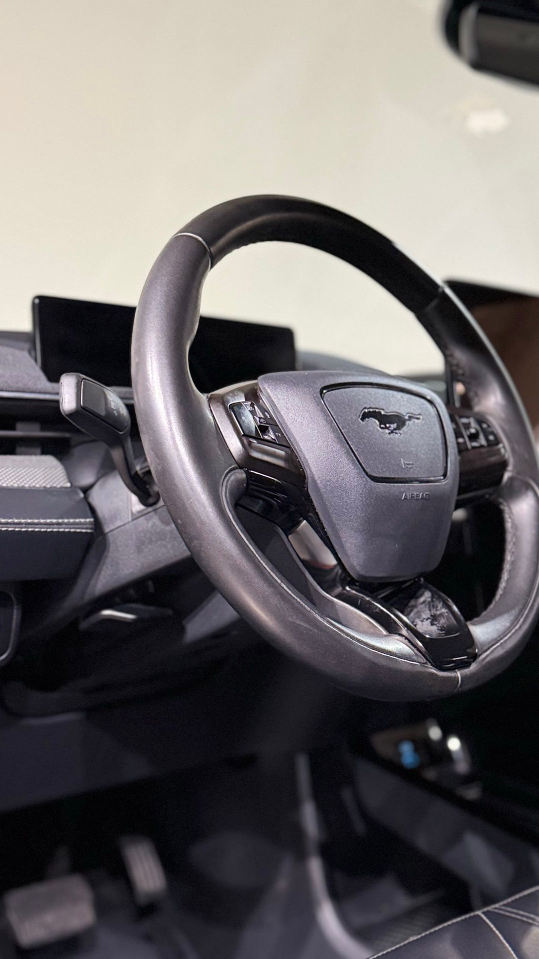 Used 2022 Ford Mustang Mach-E Select image 43