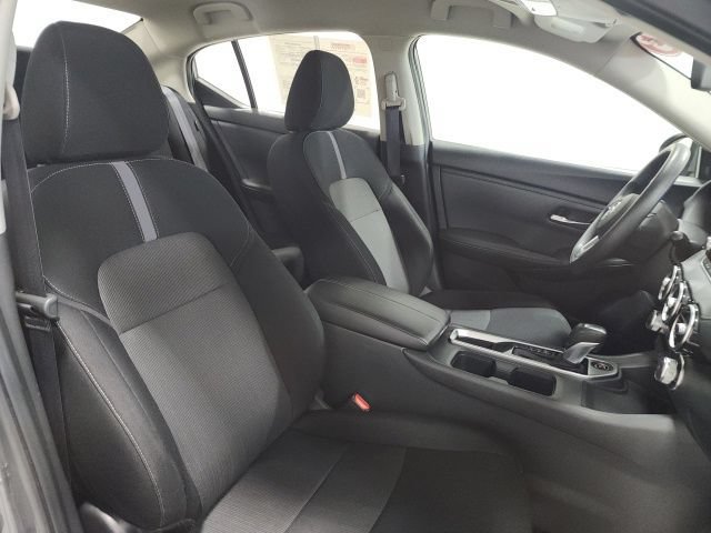 Used 2023 Nissan Sentra SV FWD image 13