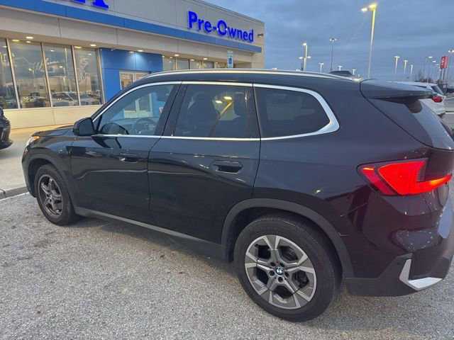 Used 2023 BMW X1 xDrive28i image 3