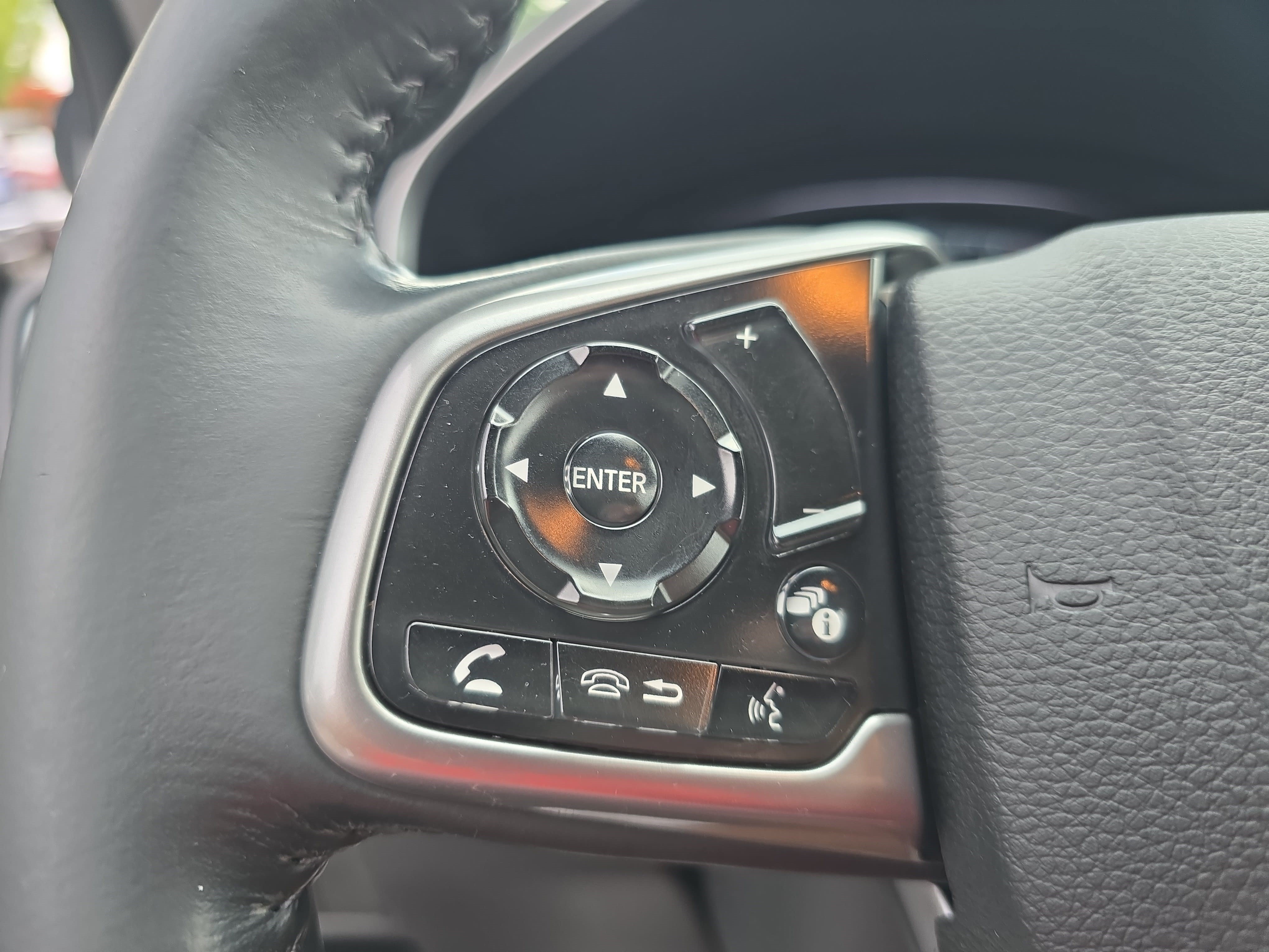 Used 2019 Honda CR-V EX-L image 17