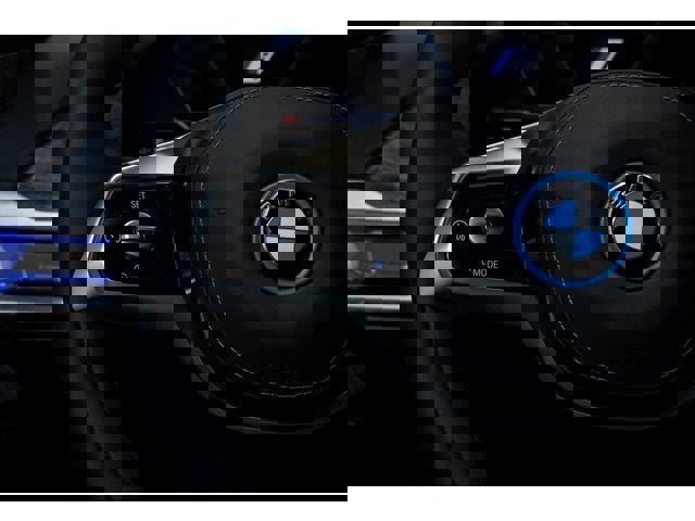 Used 2025 BMW i7 eDrive50 w/ Premium Package image 69