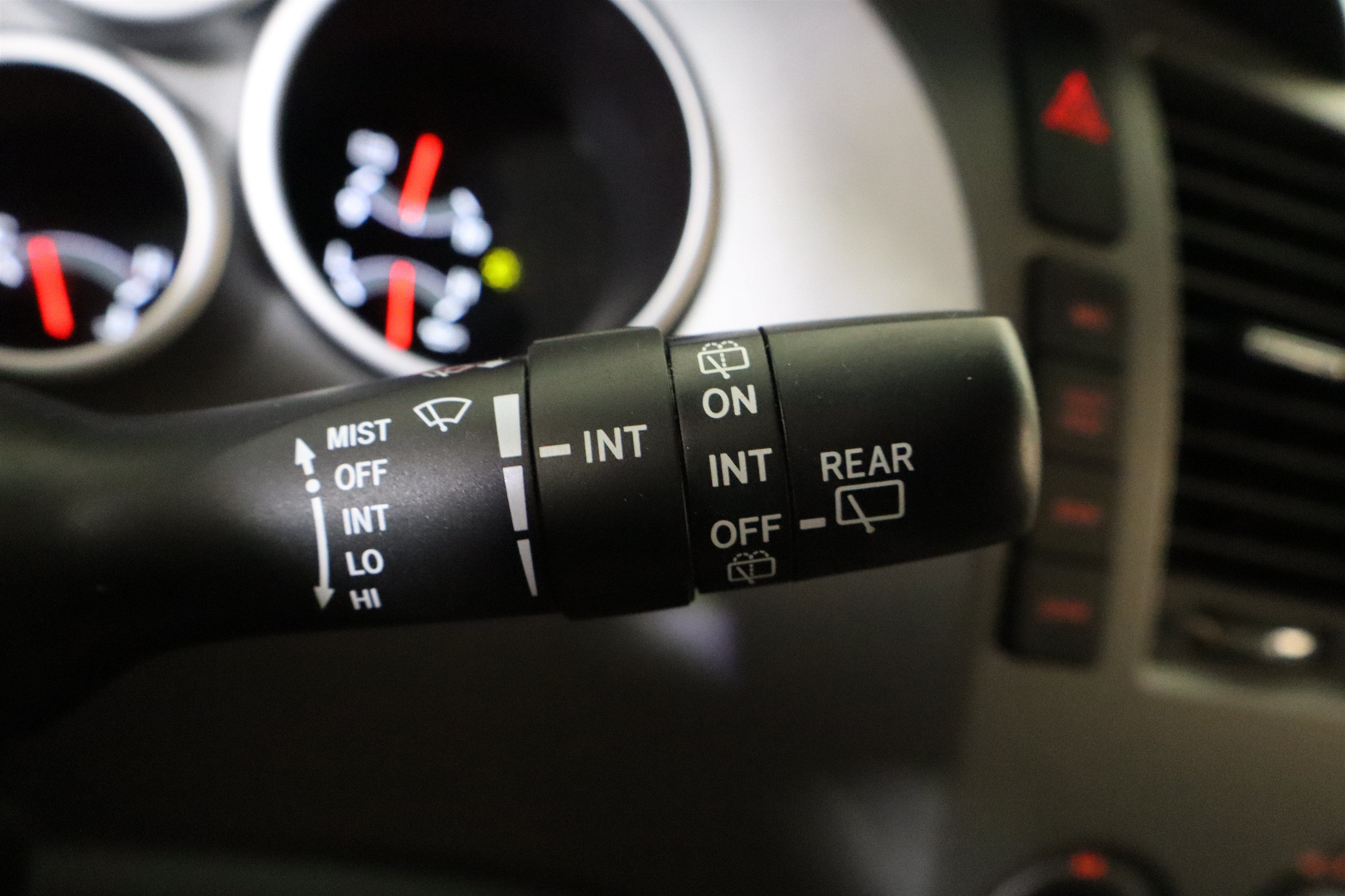 Used 2015 Toyota Sequoia Limited AWD/4WD image 31