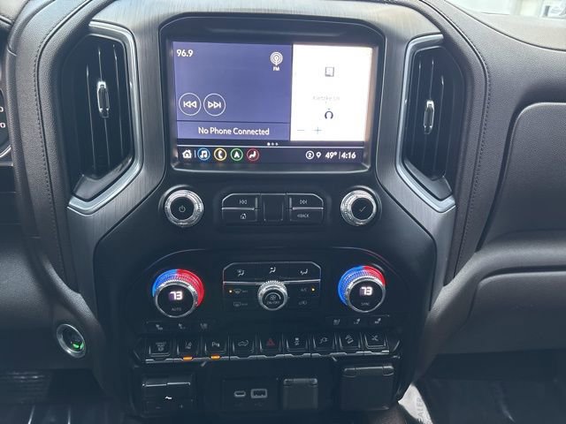 Used 2023 GMC Sierra 3500 Denali w/ Denali Black Diamond Edition image 18