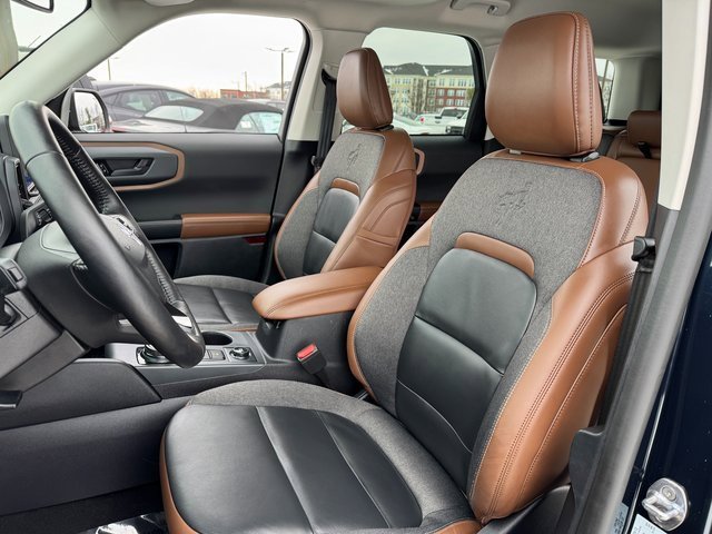 Used 2023 Ford Bronco Sport Outer Banks w/ Tech Package image 14