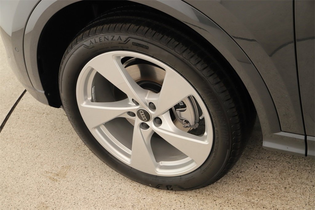 New 2025 Audi Q5 Premium Plus image 29