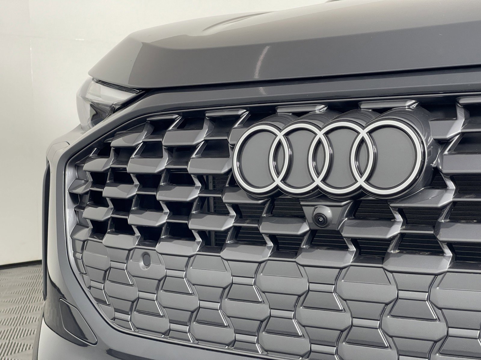 New 2025 Audi Q5 Premium image 10