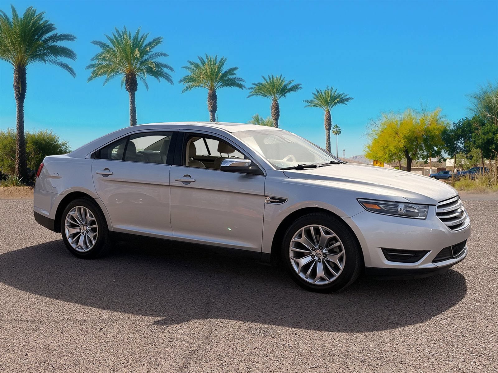 Used 2019 Ford Taurus Limited FWD image 8