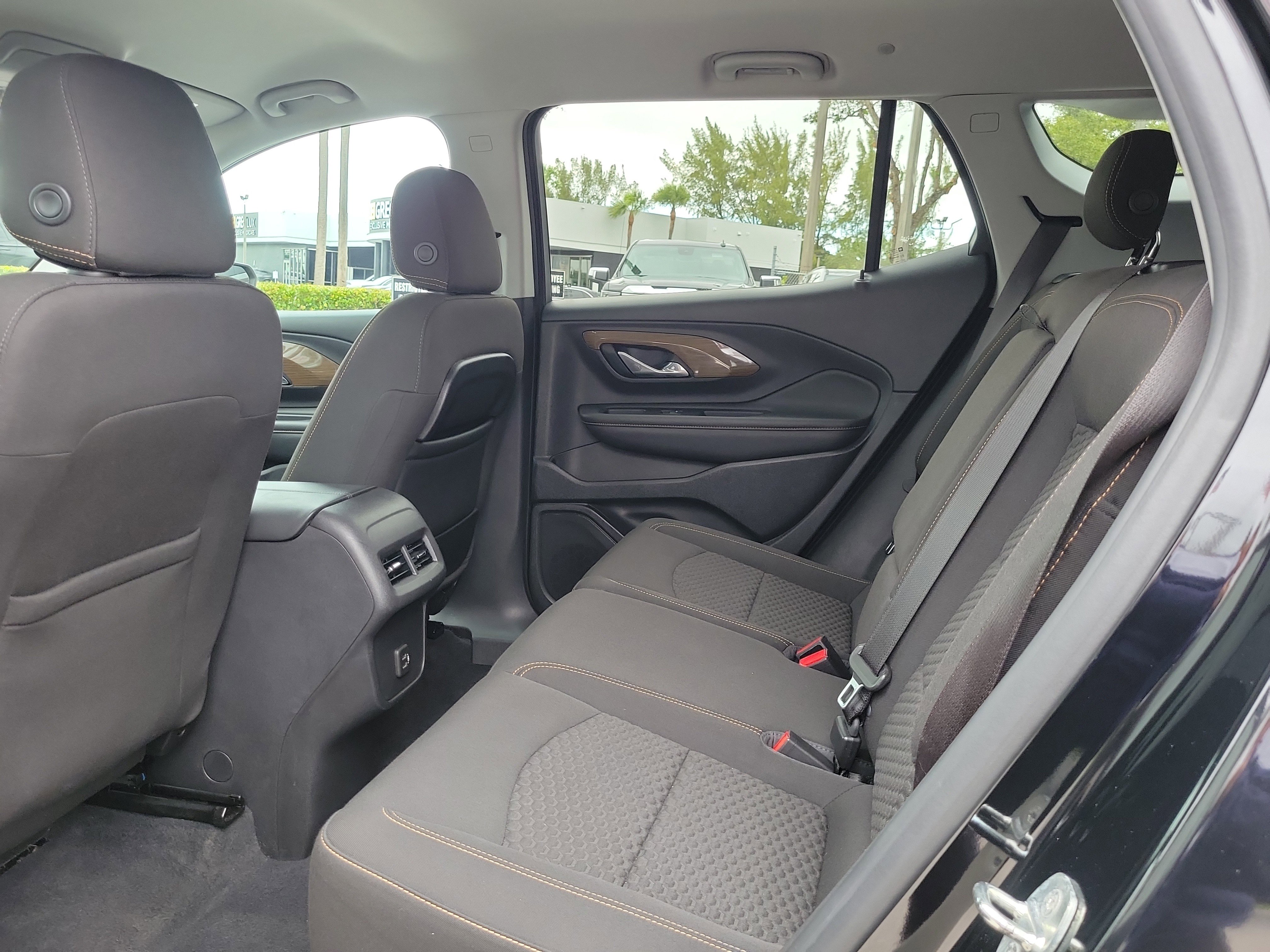 Used 2020 GMC Terrain SLE image 12