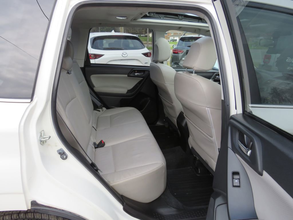 Used 2014 Subaru Forester 2.5i Limited image 32