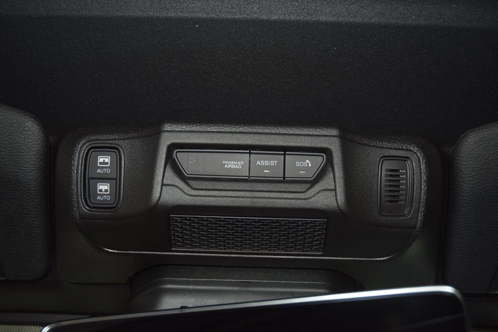Used 2025 Jeep Wrangler Unlimited Sahara AWD/4WD image 48