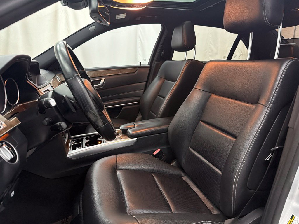 Used 2014 Mercedes-Benz E 350 4MATIC Sedan image 13