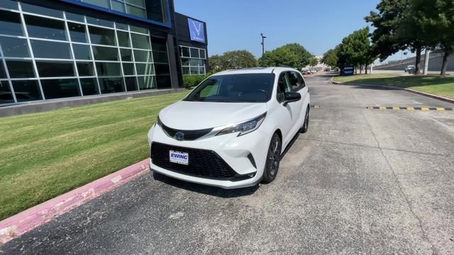 Used 2021 Toyota Sienna XSE w/ XSE Plus Package