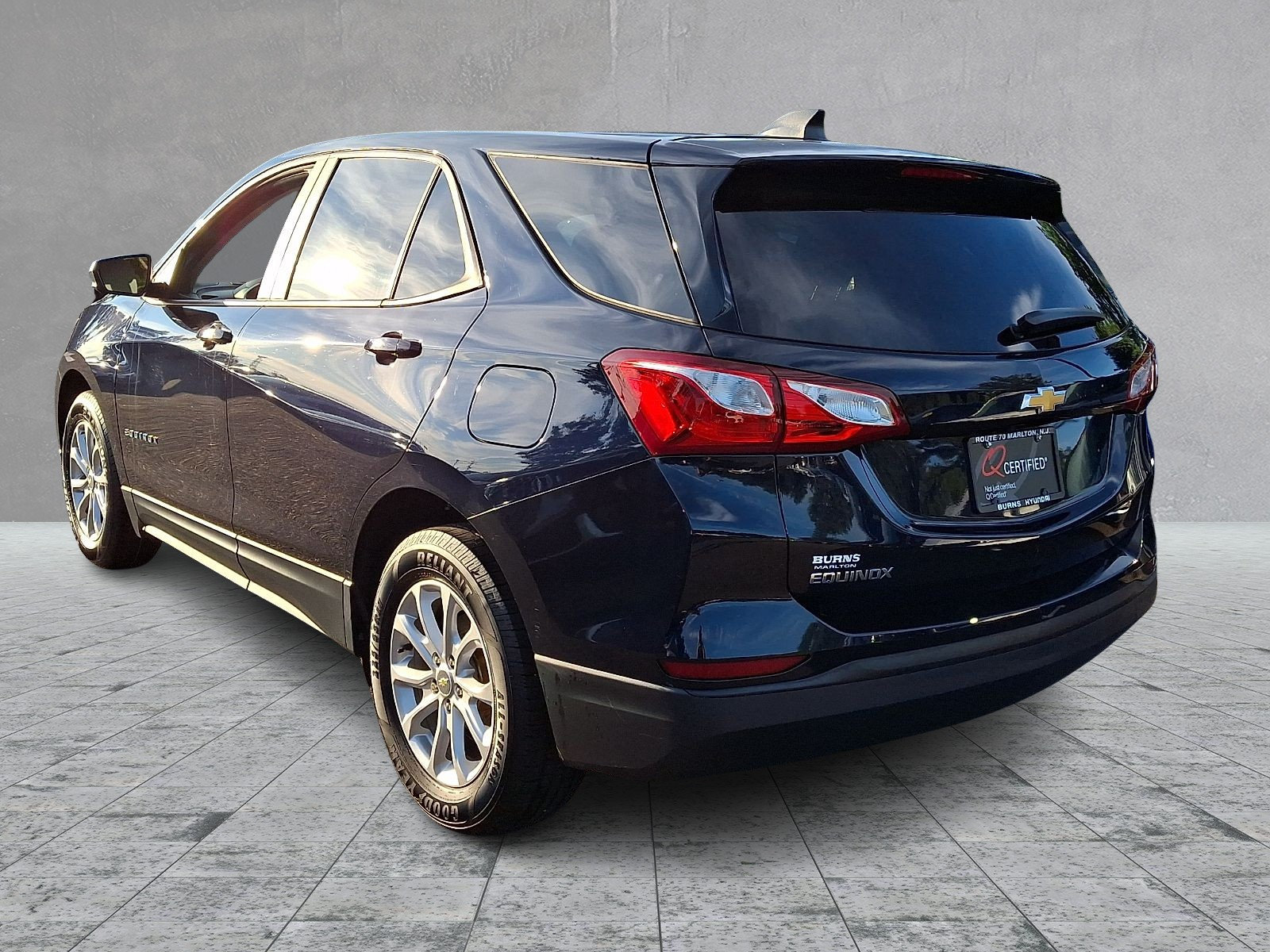 Used 2020 Chevrolet Equinox LS w/ LS Convenience Package FWD image 6