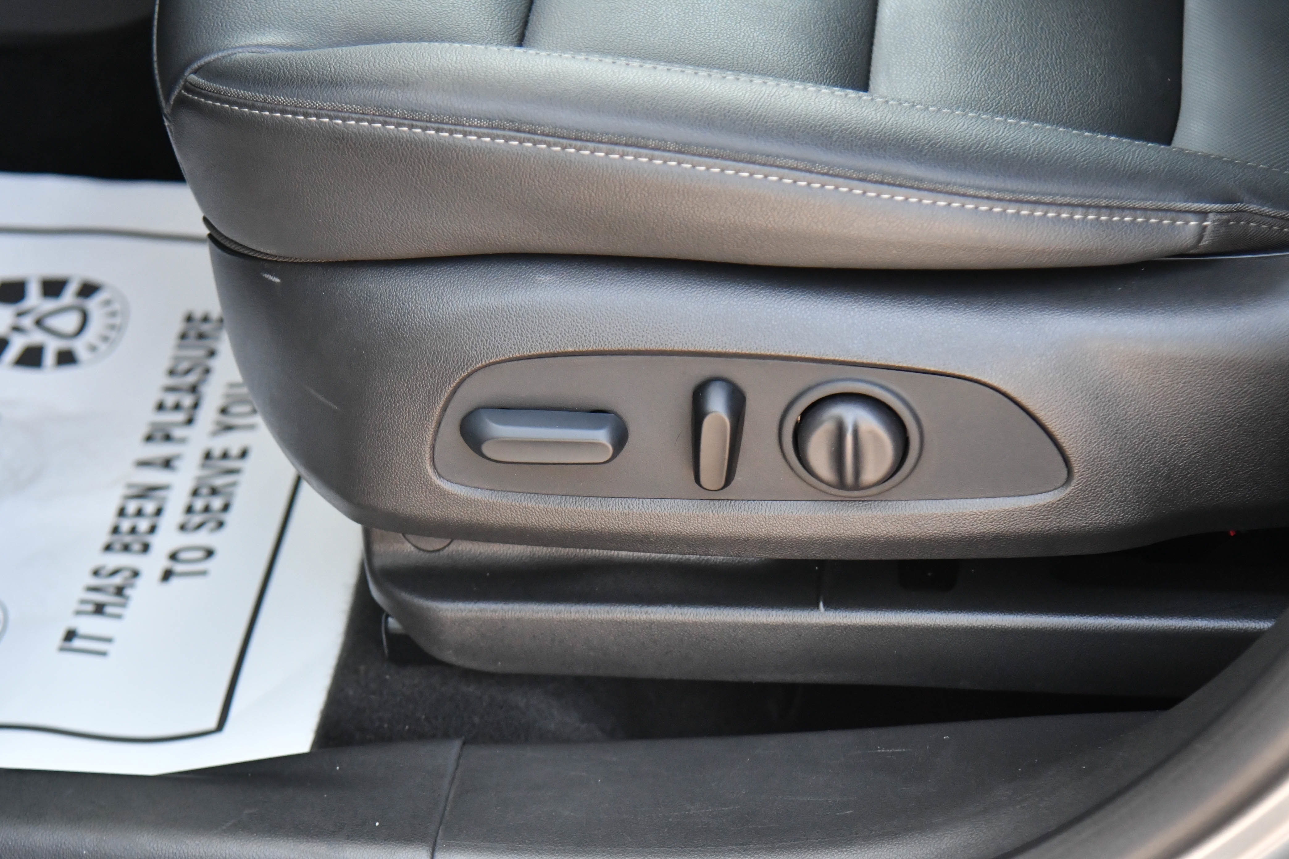 Used 2023 Chevrolet TrailBlazer ACTIV w/ Convenience Package image 16