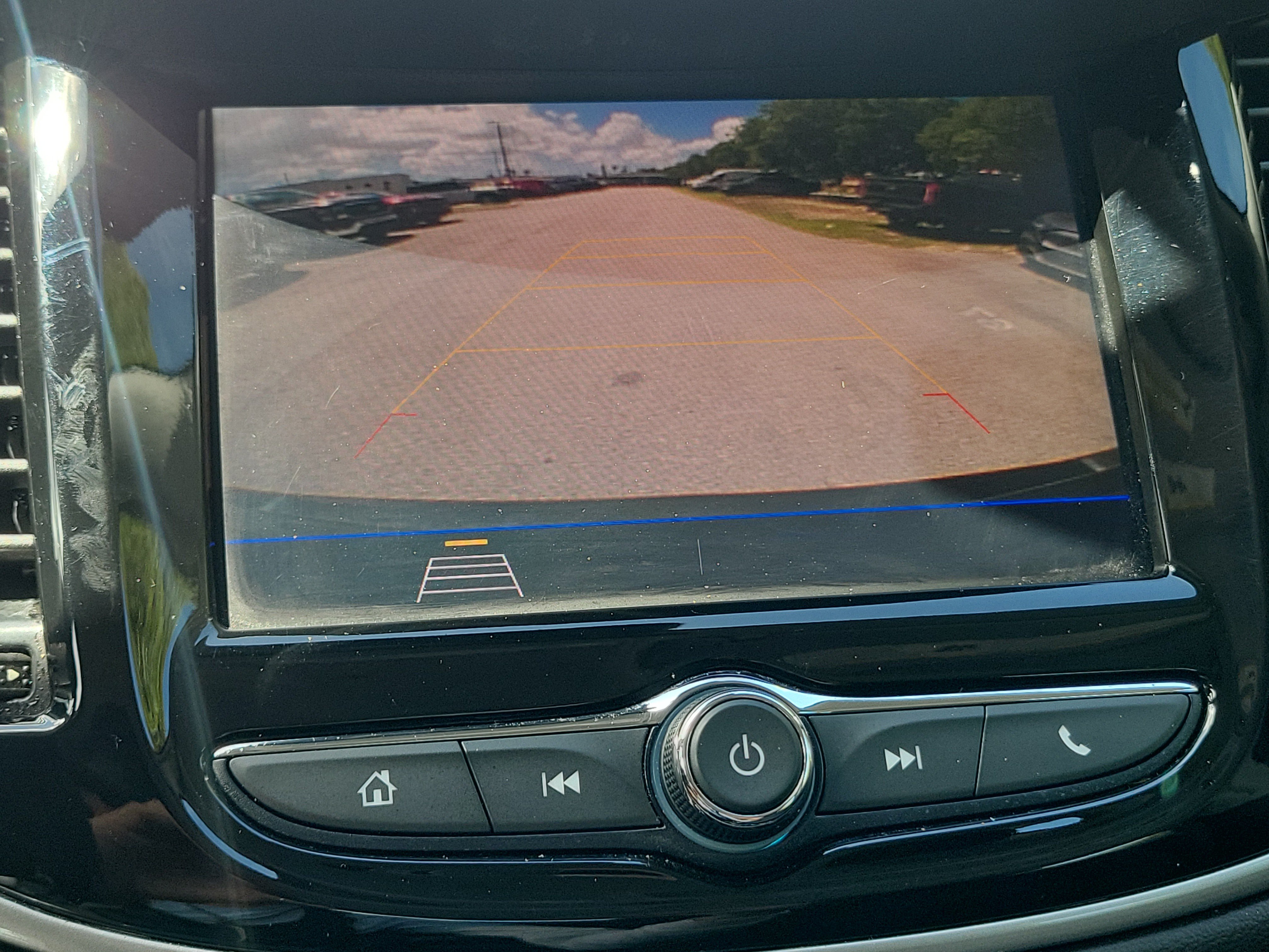 Used 2020 Chevrolet Trax LS FWD image 27