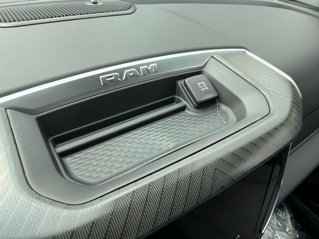 New 2026 RAM 1500 Big Horn AWD/4WD image 22