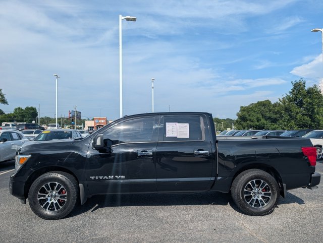 Used 2020 Nissan Titan SV w/ SV Convenience Package RWD image 13