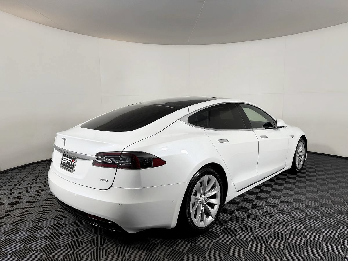Used 2016 Tesla Model S 70D AWD/4WD image 8