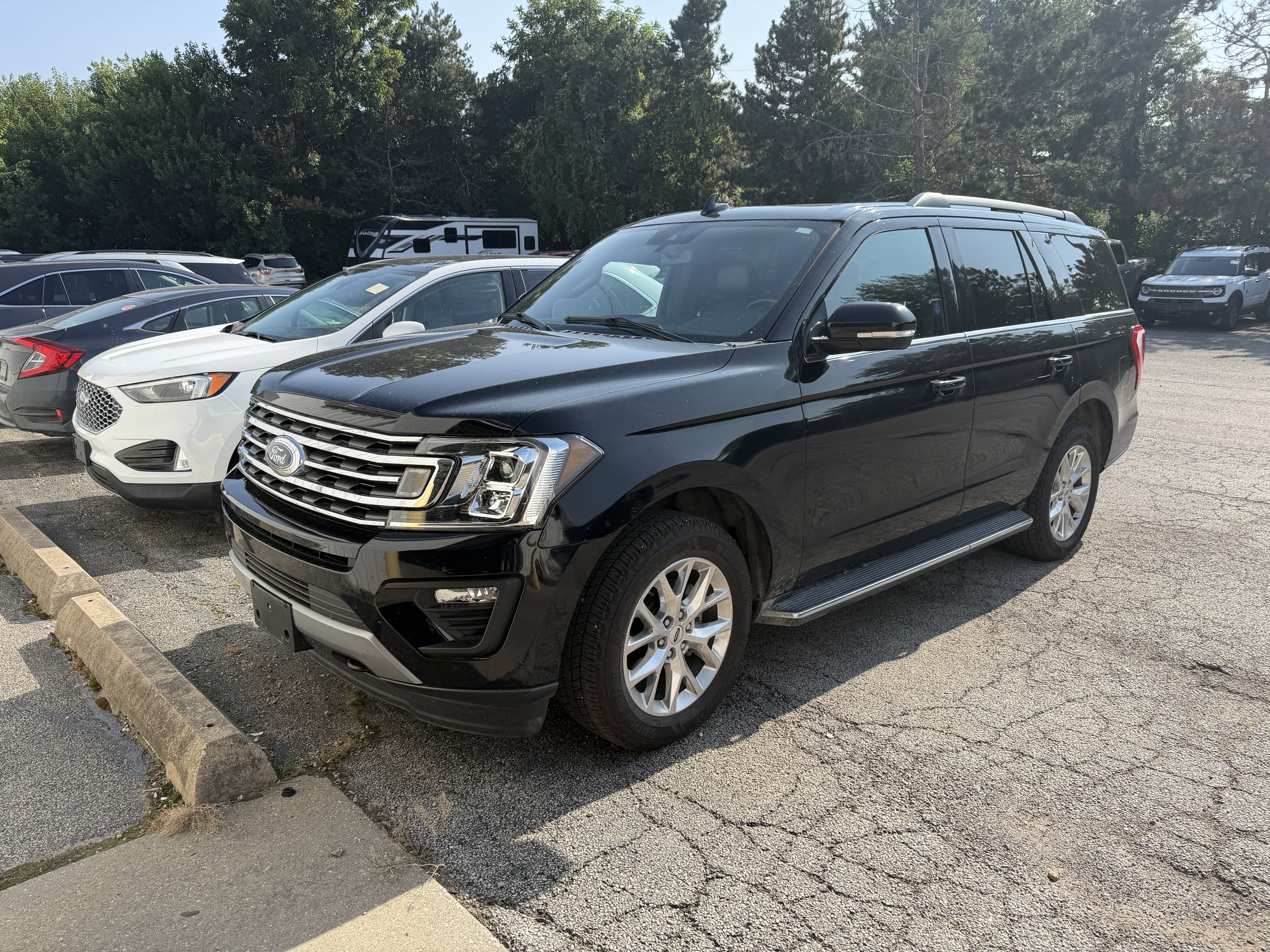 Used 2021 Ford Expedition XLT AWD/4WD image 7