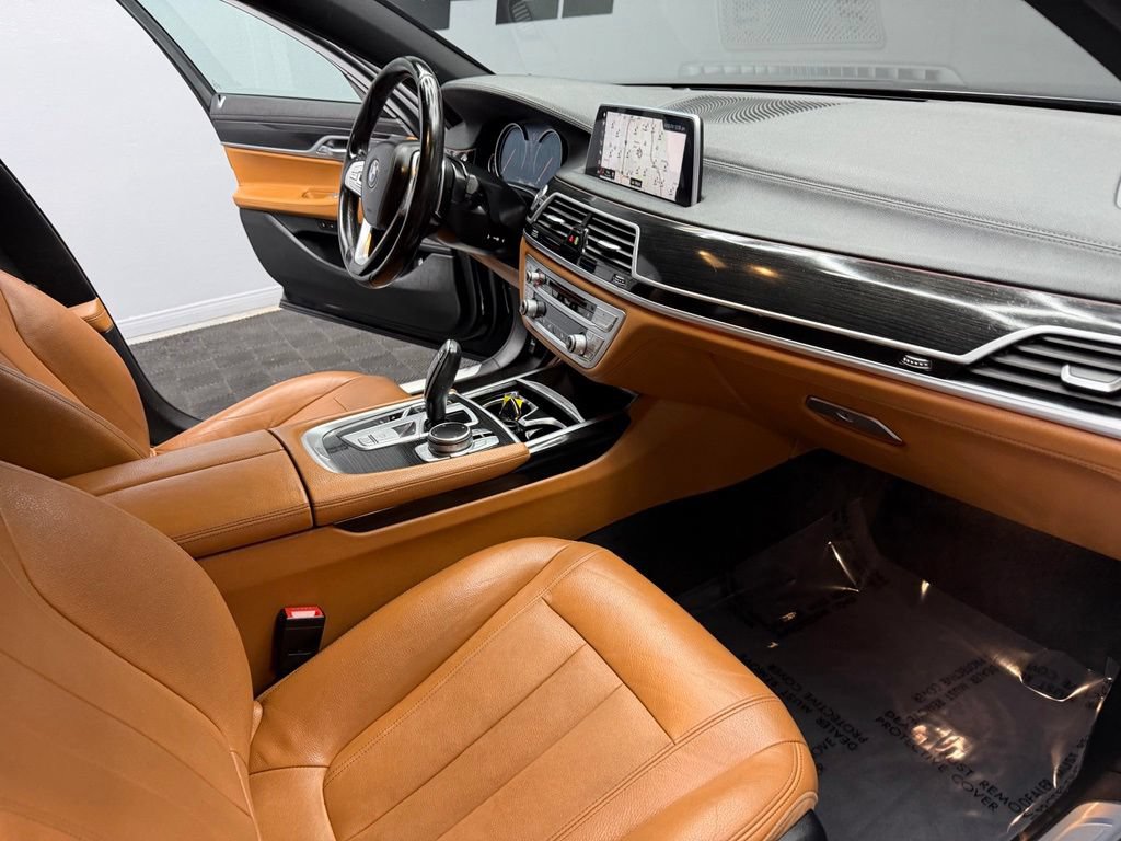 Used 2019 BMW 740i w/ M Sport Package RWD image 53