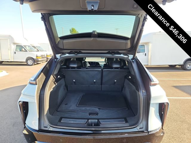 Used 2025 Cadillac Lyriq Sport image 31