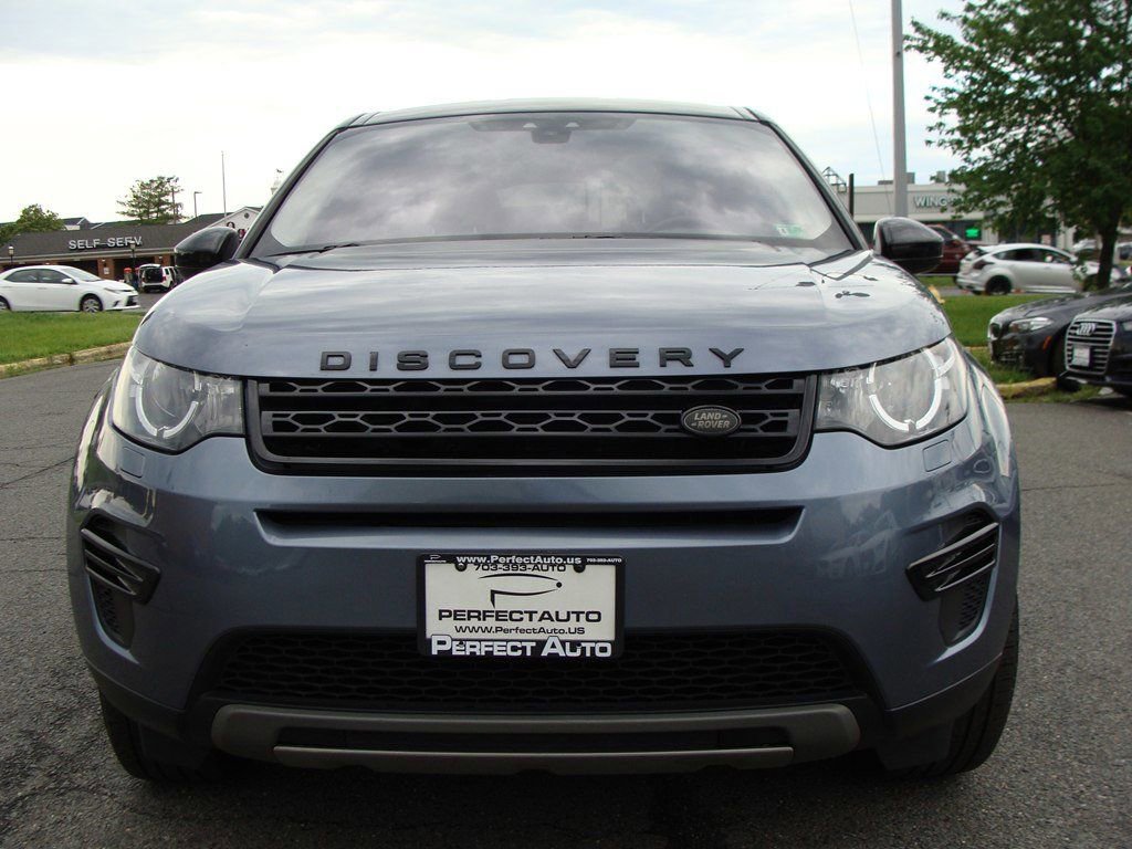 Used 2018 Land Rover Discovery Sport SE AWD/4WD image 2