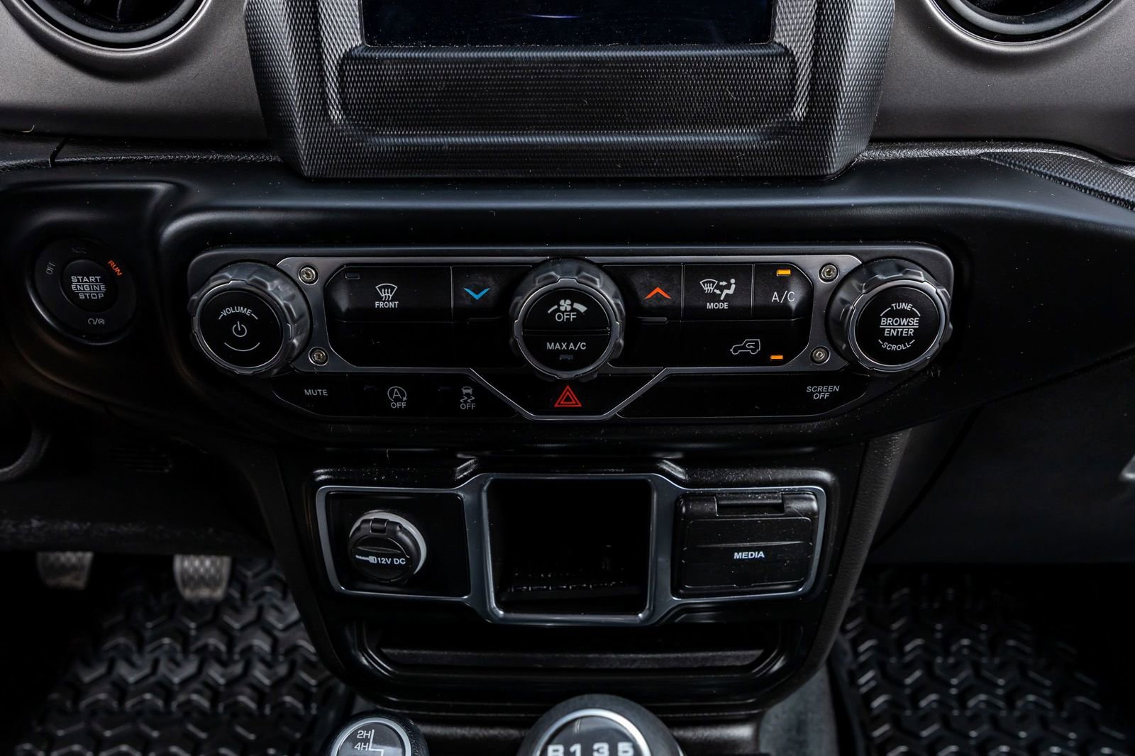 Used 2022 Jeep Wrangler Unlimited Sport AWD/4WD image 27