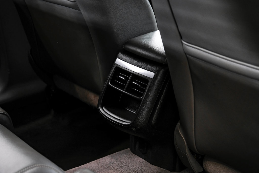 Used 2016 Chevrolet Impala LTZ FWD image 47