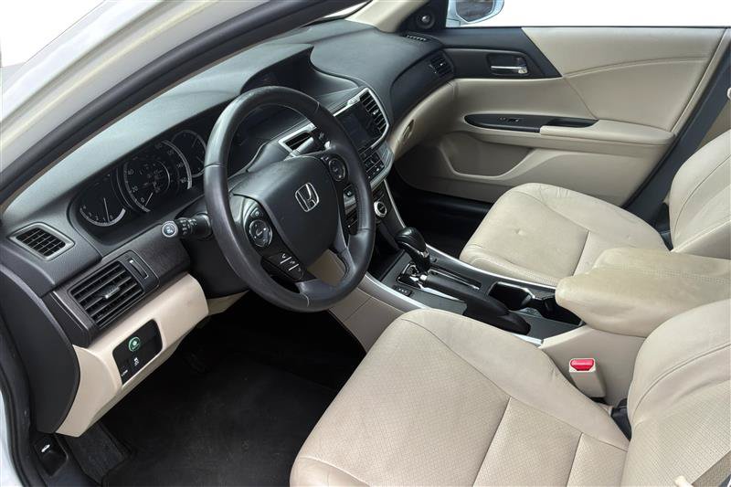 Used 2015 Honda Accord EX-L image 10
