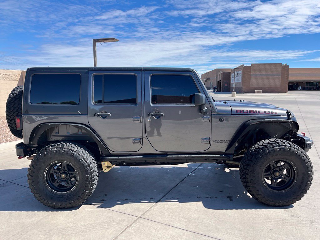 Used 2016 Jeep Wrangler Unlimited Rubicon AWD/4WD image 4